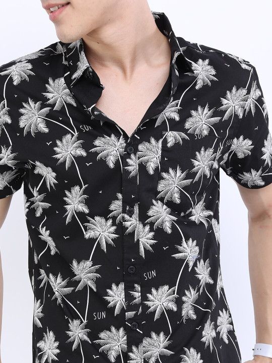 Highlander, Men Black Slim Fit Tropical Printed Shirt